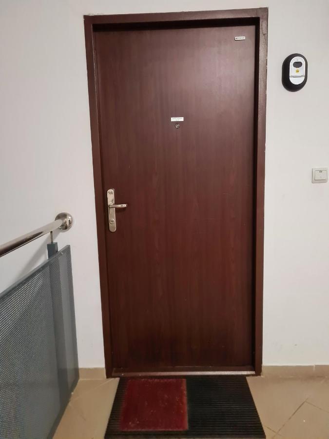 Cozy Apartment Arad Exterior foto